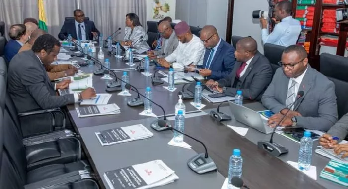 Recherche de financement du PRI : le Gouvernement guinéen annonce la tenue d’un forum à Dubaï…