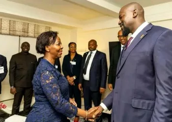Transition : la cheffe de l’OIF, Louise Mushikiwabo est à Conakry