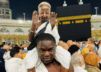 Grand P à la Mecque : « Seigneur, protège le peuple de Guinée…»