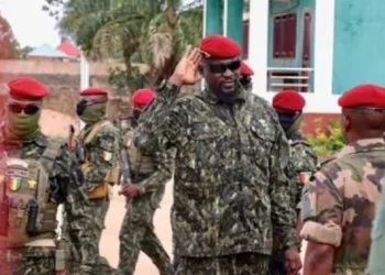 Guinée : colonel Mamadi Doumbouya dévient général de corps d’armée