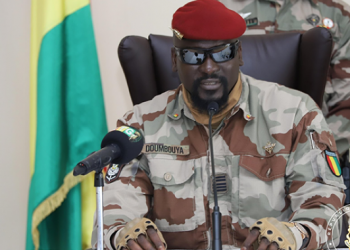 Armée guinéene : Mamadi Doumbouya réintègre des militaires mis à la retraite par “erreur”