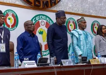 La Cedeao encourage le Mali, le Burkina et le Niger à “privilégier le dialogue”