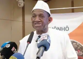 Kabiné Komara alerte : “Nous sommes en danger…”