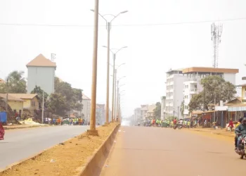 Grève générale à Bambéto : les jeunes adoptent une nouvelle stratégie