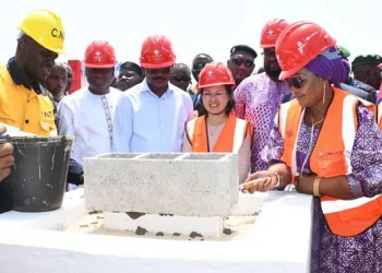 Coopération sino-guinéenne : les travaux de construction du futur siège du Parlement guinéen lancés