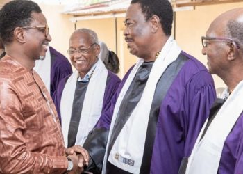 Le ministre Alpha Bacar visite l’Académie des Sciences de Guinée pour renforcer la collaboration