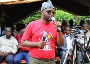 Transition en Guinée : de retour au pays, le message fort de Foniké Mengué à la junte