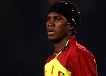 Syli National : l’ancien footballeur Oumar Kalabane compare les époques et tacle l’équipe actuelle