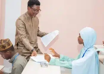 Enseignement supérieur : Alpha Bacar Barry lance les épreuves du concours d’accès aux Grandes écoles