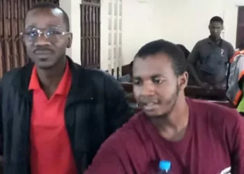 Manifestations interdites à Conakry : deux membres de la société civile condamnés…