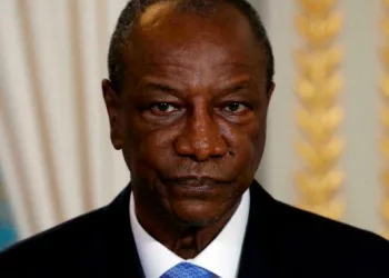 Un ex-collaborateur d’Alpha Condé balaye les accusations de complot et dénonce.. …