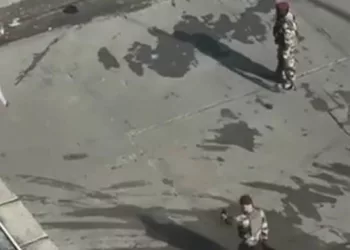 Panique à Kaloum : des colonnes de blindés, des citoyens sommés de quitter