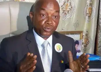 Rentrée des classes : la situation des contractuels ravive les tensions entre gouvernement et syndicat