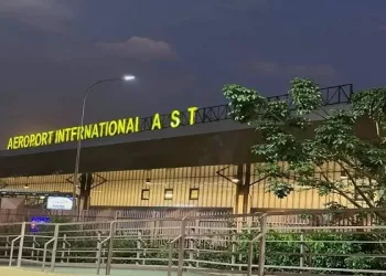 Aéroport de Conakry : un individu arrêté avec 6,7 kg de cocaïne dans ses bagages