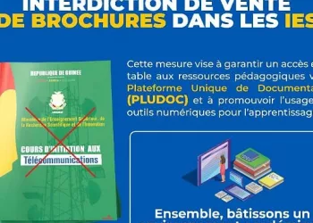 Enseignement supérieur : le ministre interdit la vente de brochures sur les campus