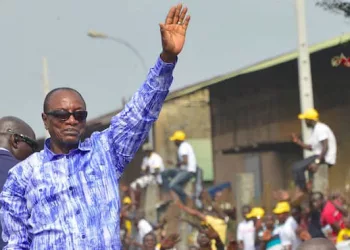 Menace contre la Guinée : le RPG monte au créneau pour défendre Alpha Condé