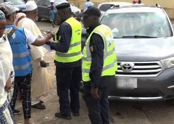 Transports : le contrôle des vignettes des véhicules débute ce 18 novembre
