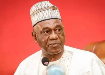 Procès en appel de Damaro : la Cour rejette une demande de la défense et renvoie à nouveau l'affaire