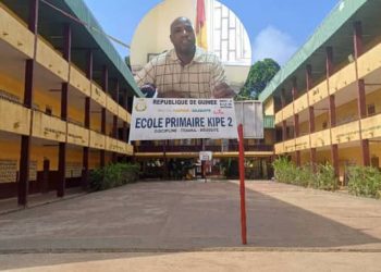École primaire de Kipé 2 : “Les programmes sont achevés à plus de 80 %”, assure le directeur Mountaga Souaré