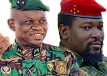 Edito : Oligui passe à l’élection, Doumbouya, lui, repousse la Constitution!