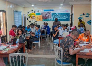 Lutte contre les désordres de l’information : Villageois 2.0 renforce les capacités de 30 acteurs médiatiques et de la société civile