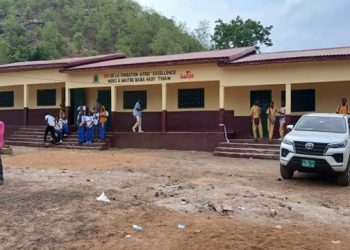 Éducation : trois nouvelles salles de classe pour désengorger le plus grand lycée de Dinguiraye