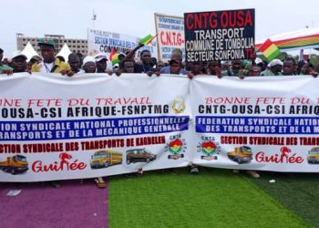 Fête du Travail : forte mobilisation au Stade Général Lansana Conté de Nongo