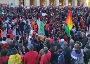 Paris : les Forces Vives vent debout contre les activités de propagande en faveur de Doumbouya
