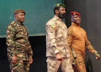 Mali : Assimi Goïta s’aligne sur la trajectoire politique des autres chefs d’État de l’AES