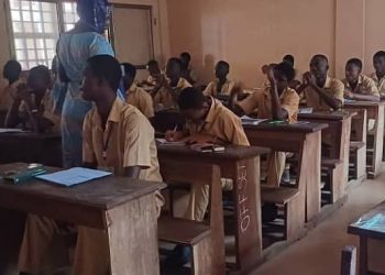 BEPC 2025 : Plus de 23 000 candidats, dont 12 000 filles, affrontent les épreuves à Ratoma