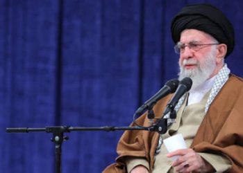 Israël frappe Téhéran : plusieurs hauts gradés iraniens tués, Khamenei promet une riposte sévère