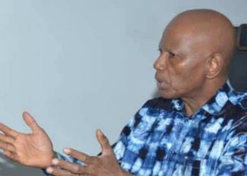 Fermeture de médias : “Je suis très sensible à la situation des journalistes concernés”, déclare Boubacar Yacine Diallo