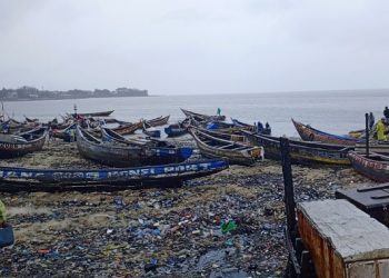 Pêche artisanale : les pêcheurs vacillent entre vents violents, rareté du poisson et détresse sociale
