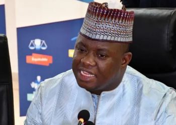 Accident mortel à Coyah : Charles Wright réclame une enquête sur l’implication présumée de l’artiste Singleton