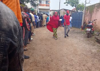 Référendum : forte mobilisation des électeurs à Lambandji