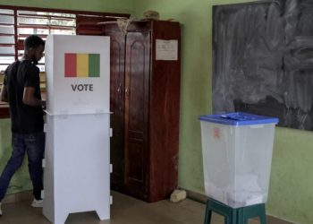 Référendum : le “Oui” largement en tête avec 90,06% des voix