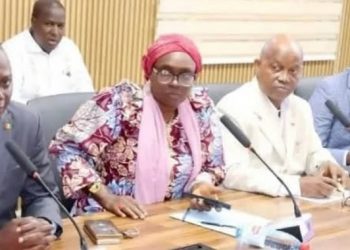 Menace de grève des enseignants : les négociations entre gouvernement et syndicat s’ouvrent ce 17 novembre