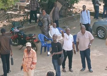 SLECG : la réunion dégénère en affrontement entre pro et anti-grève