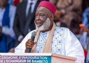 Guinée : l’imam Saliou Camara insiste sur la neutralité des mosquées et  met en garde contre “toute campagne politique”
