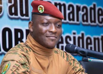 « Des chefs d’État lâches » : Ibrahim Traoré sans détour au sommet de l’AES