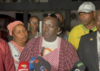 Grève des enseignants : le SNE et la FSPE appellent à maintenir la pression