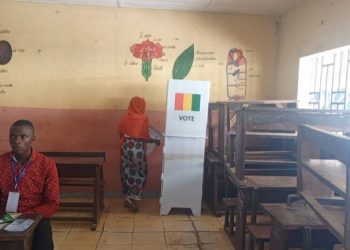 Présidentielle du 28 décembre : faible affluence constatée dans plusieurs centres de vote à Conakry