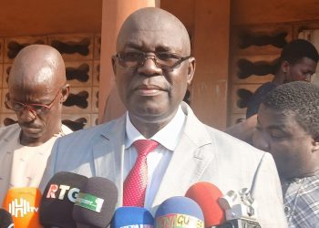 Faya Millimono : “Nous n’accepterons pas que des choses soient volées devant nous”