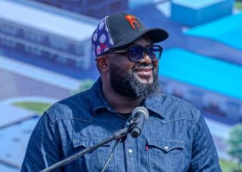 Construction de raffineries : « Le chemin sera exigeant », assure Djiba Diakité