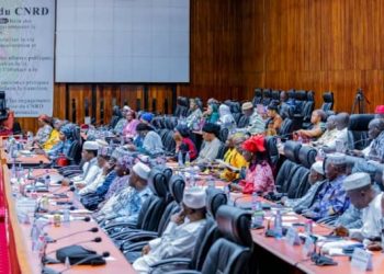 Reconduction des crédits budgétaires 2025 : au CNT, l’absence du pool financier du gouvernement suscite des critiques