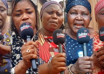 Mandat dédié aux femmes : à Bonfi, les vendeuses de bois attendent des actes concrets de Doumbouya