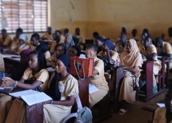 Éducation : reprise effective des cours ce lundi après l’accord gouvernement-syndicat