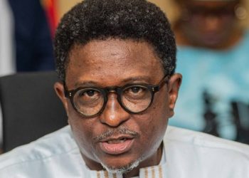 Réformes de l’éducation en Guinée : Alpha Bacar Barry mise sur la digitalisation, la formation des enseignants et les cantines scolaires