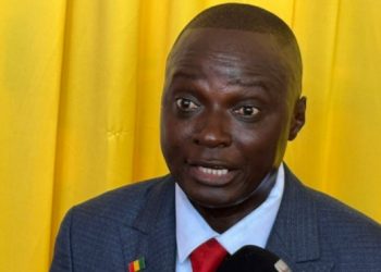 Éducation et numérique : Pépé Balamou défend l’usage encadré du téléphone à l’école