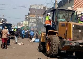 Déguerpissement à Conakry : M’Mahawa Sylla annonce la « reconstruction du marché Avaria »